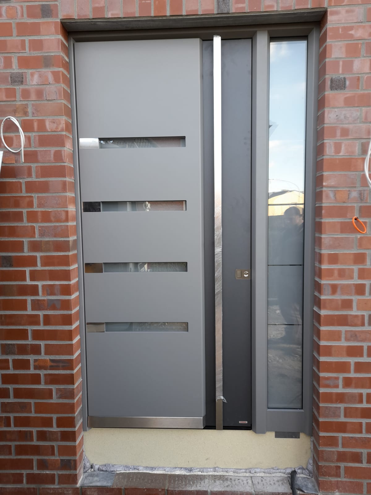Moderne Haustür – Referenz Qualitas Bauservice